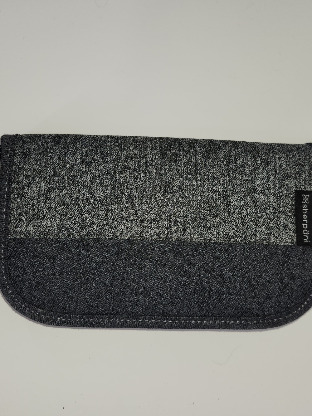 Sherpani Gray Two-Tone Wallet/ Travel Pouch